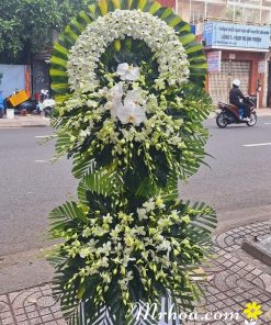 Vòng hoa chia buồn Thành Kinhs
