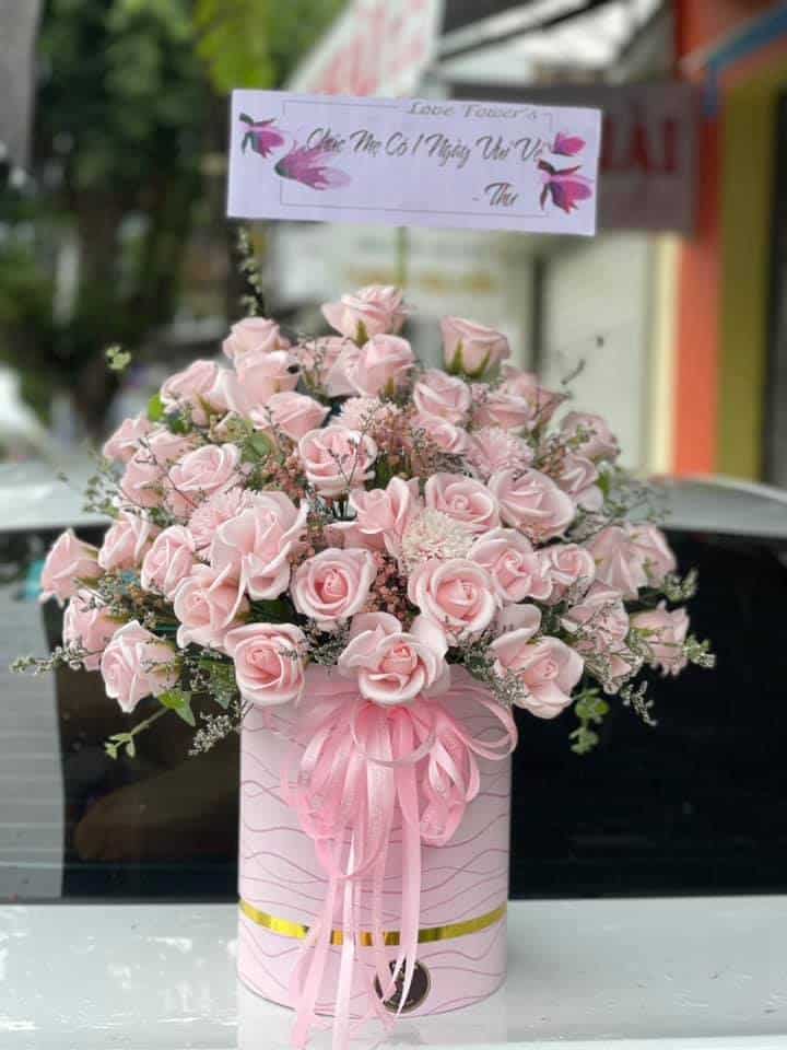 Giỏ hoa hồng sáp màu hồng tặng sinh nhật đẹp