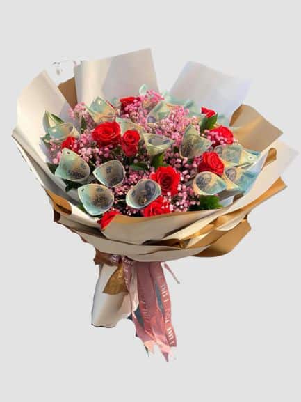Bó hoa tiền 500k và hoa hồng đỏ