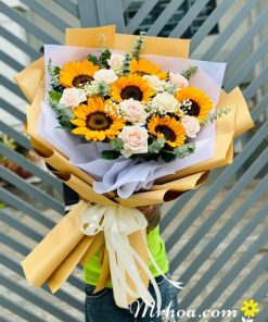 Bó hoa rực rỡ