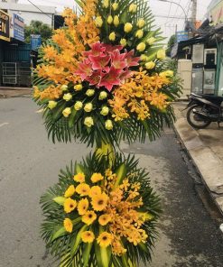 Lẵng hoa khai trương mạnh mẽ