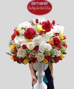 Hoa cắm bình sang trọng