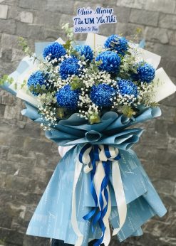 Bó hoa mẫu đơn màu xanh
