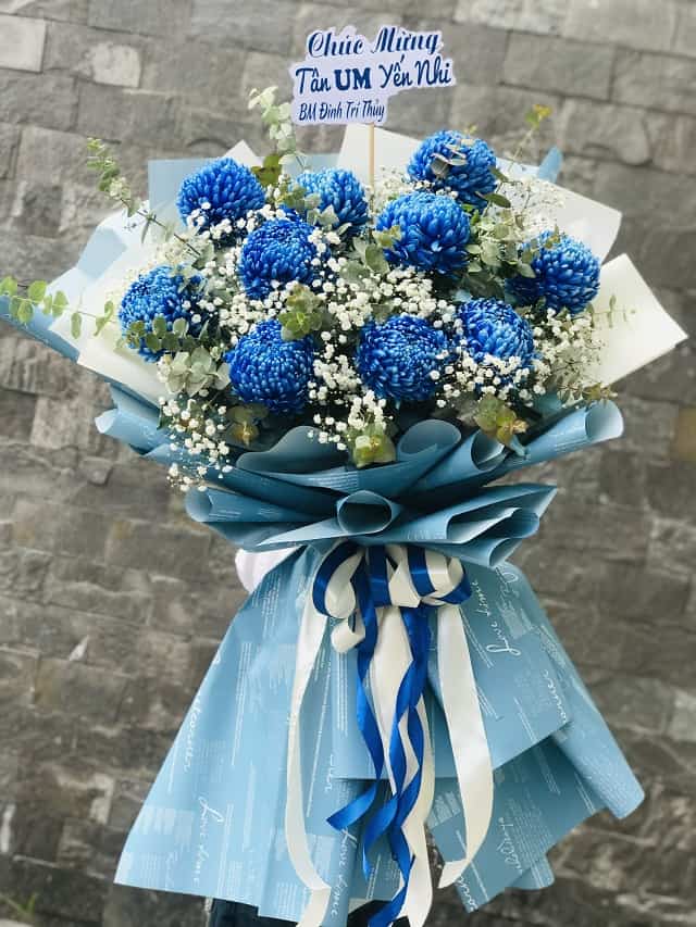 Bó hoa mẫu đơn màu xanh