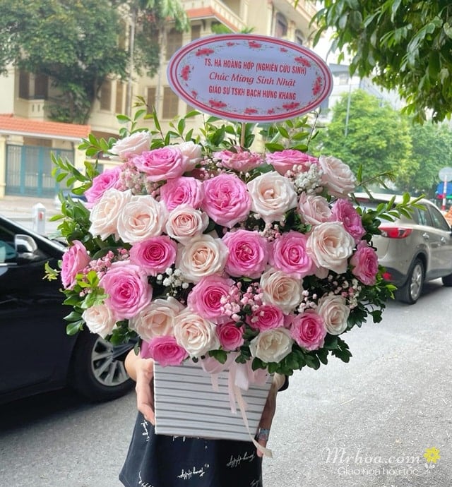 Giỏ hoa để bàn chúc mừng khai trương