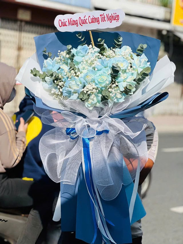 Giao hoa siêu tốc tại Bình Tân