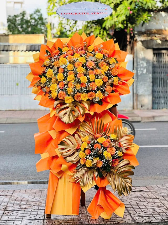 Mẫu hoa khai trương tại tiệm hoa quận 9