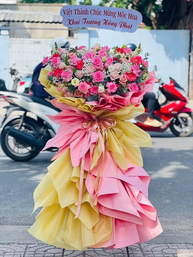 Hoa khai trương tại tiệm hoa Đống Đa