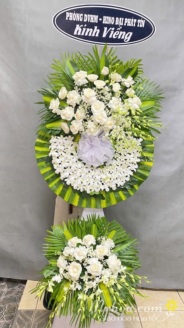 Hoa tang lễ Đông Anh