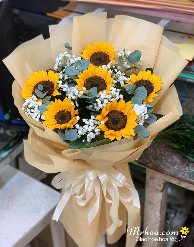 Hoa sinh nhật vợ: bó hoa hướng dươmg