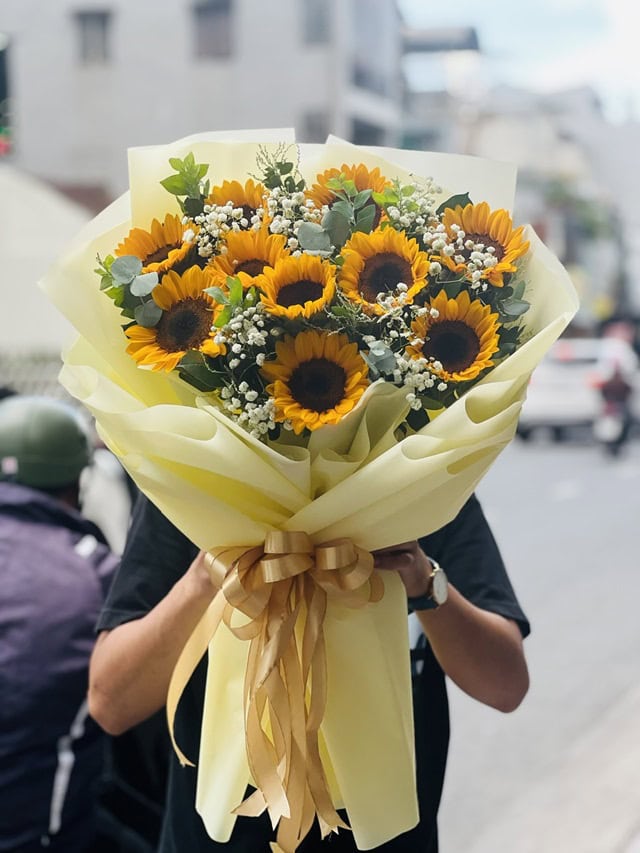 Bó hoa hướng dương tốt nghiệp